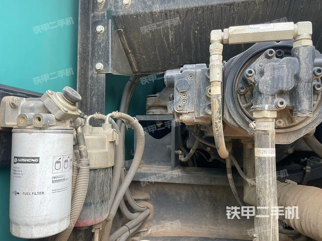 液壓泵斜45?左(大件艙室) 液壓泵斜45?左(大件艙室)