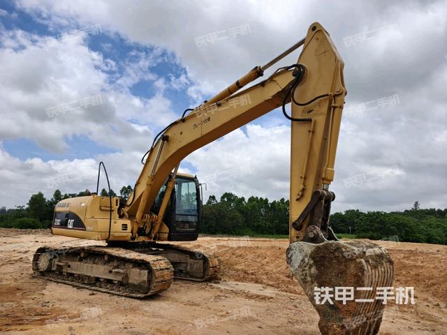 右前45(整機外觀) 右前45(整機外觀)