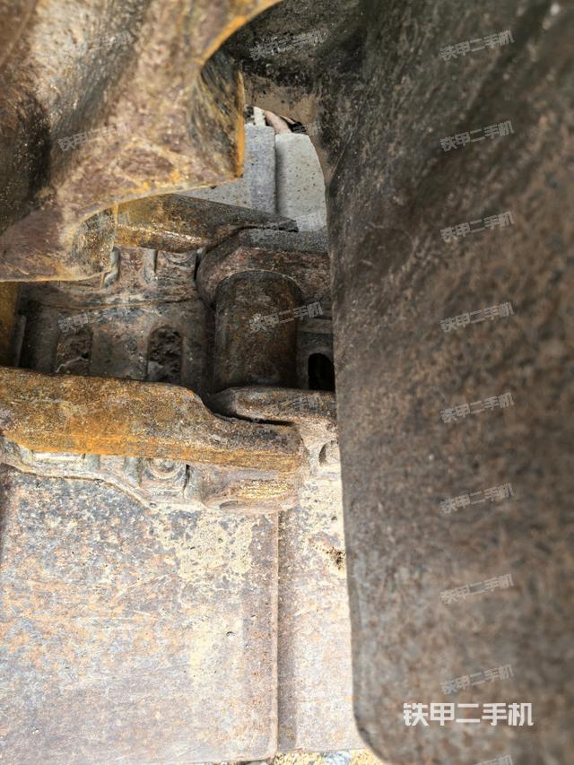 右側(cè)行走馬達(dá)蓋板（行走機(jī)構(gòu)）