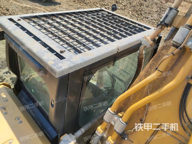 驾驶室顶部俯视(上车部件) 驾驶室顶部俯视(上车部件)