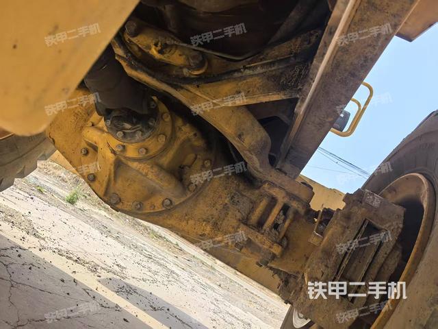 駕駛室操作臺（整機(jī)外觀及大件）