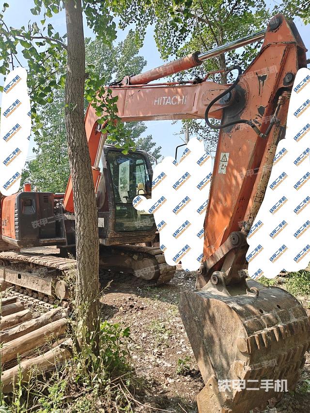 右前45(整機(jī)外觀) 右前45(整機(jī)外觀)