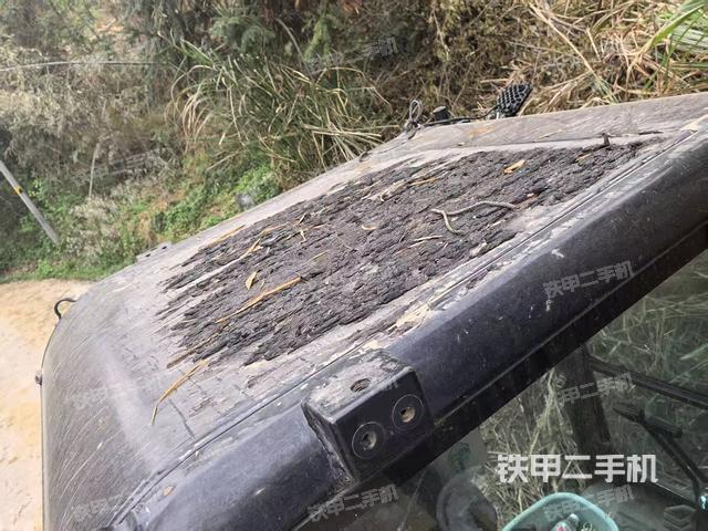 駕駛室頂部（整機(jī)外觀）