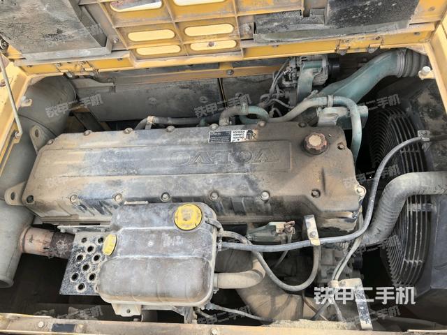 發(fā)動機(jī)室（上車部件）