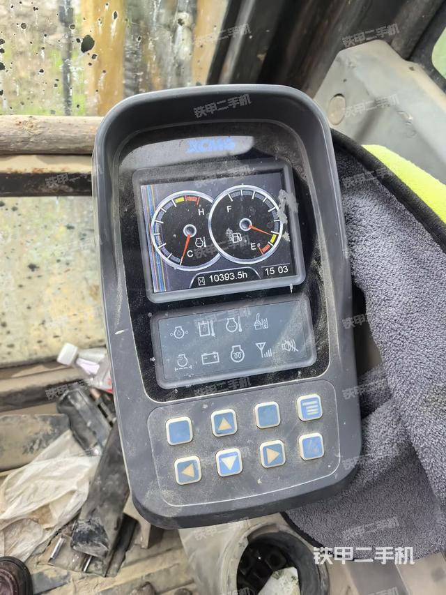 驾驶室整体（整机外观）