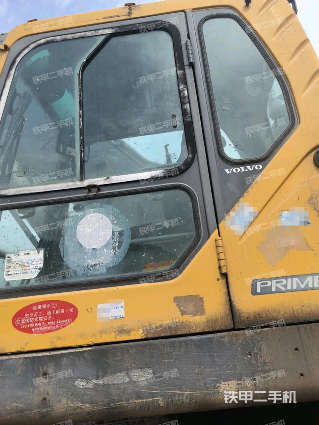 駕駛室正側(cè)（駕駛室部分）