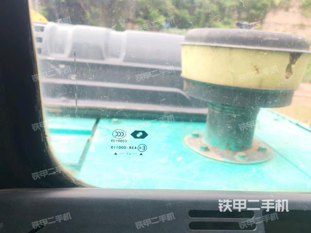 駕駛室左后45度（駕駛室部分）