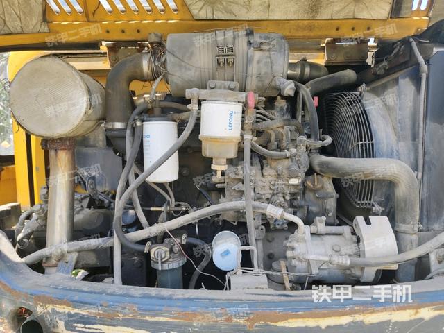 發(fā)動機室(上車部件) 發(fā)動機室(上車部件)
