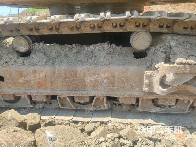 右导向轮(行走机构) 右导向轮(行走机构)