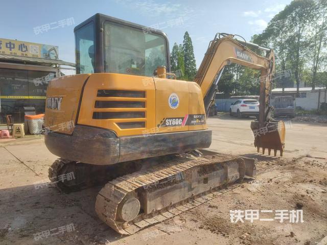 整機(jī)右后45°(整機(jī)外觀) 整機(jī)右后45°(整機(jī)外觀)