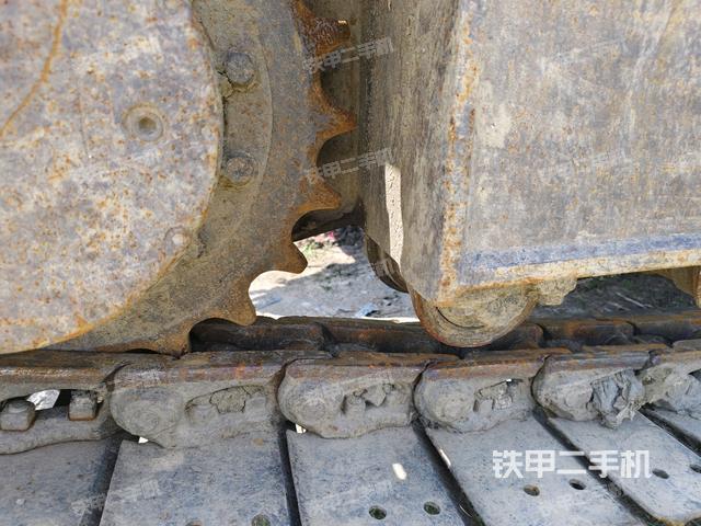 右驅(qū)動輪(行走機構(gòu)) 右驅(qū)動輪(行走機構(gòu))