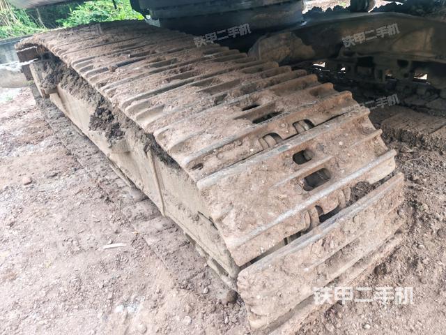 右側(cè)履帶整體（行走機(jī)構(gòu)）