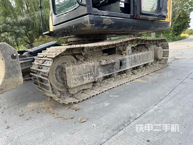 左側履帶整體?(行走機構) 左側履帶整體?(行走機構)