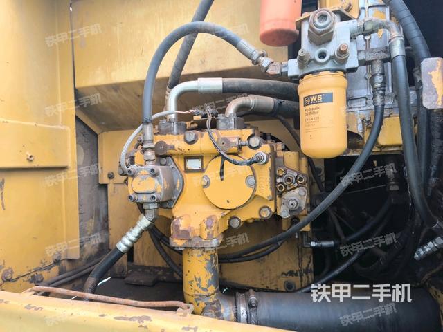 液壓泵斜45?左(大件艙室) 液壓泵斜45?左(大件艙室)