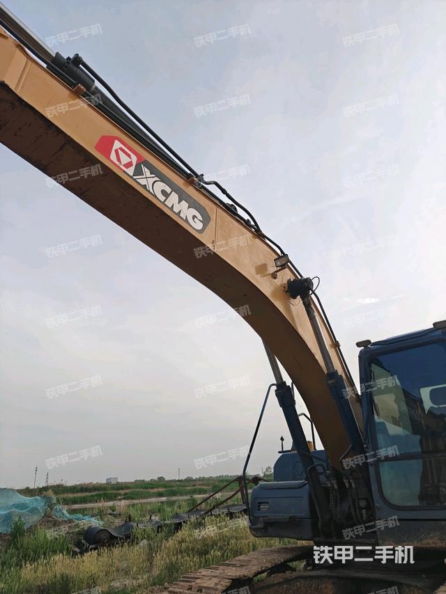 大臂整體?右側(cè)(工作和回轉(zhuǎn)裝置) 大臂整體?右側(cè)(工作和回轉(zhuǎn)裝置)