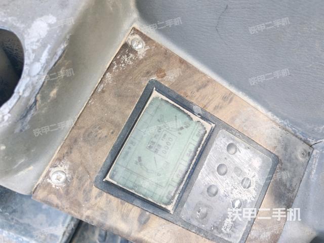 小時(shí)表(駕駛室部分) 小時(shí)表(駕駛室部分)