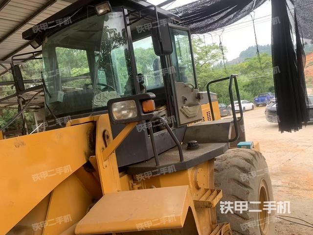 晉工JGM756G-IIIL高卸王系列裝載機(jī)