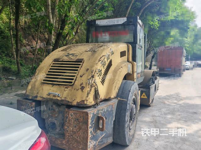 右后45°（壓路機(jī)整機(jī)外觀）