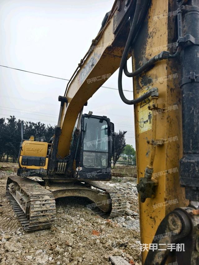 大臂整體?右側(cè)（工作和回轉(zhuǎn)裝置）