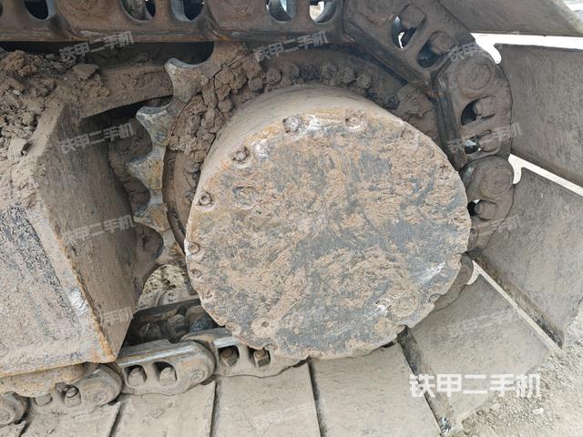 左驅(qū)動輪(行走機構(gòu)) 左驅(qū)動輪(行走機構(gòu))