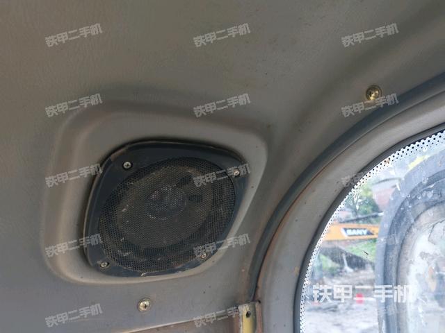 座椅后部(駕駛室部分) 座椅后部(駕駛室部分)