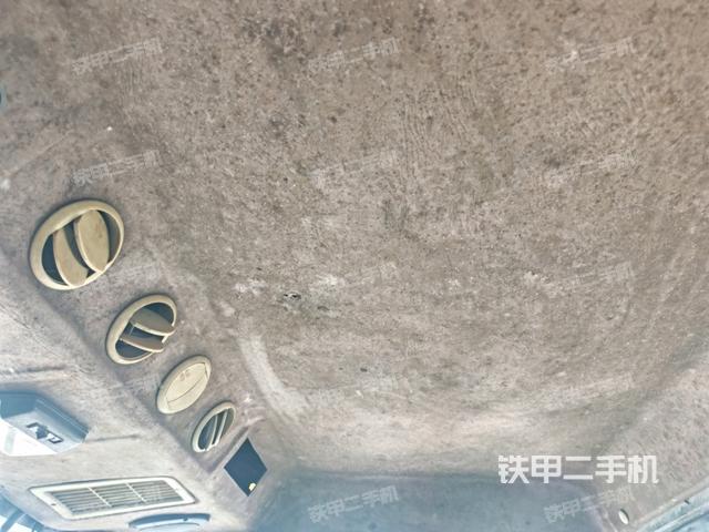 駕駛室外頂全景（壓路機(jī)駕駛室）