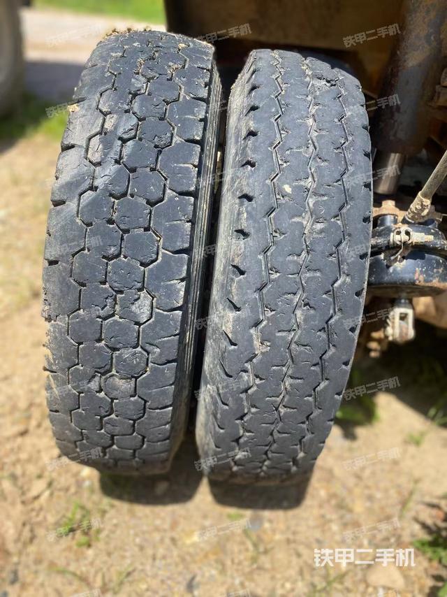 单侧履带整体（整机外观）