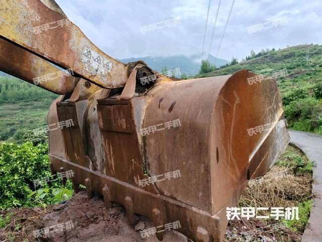 铲斗后45°(工作装置) 铲斗后45°(工作装置)