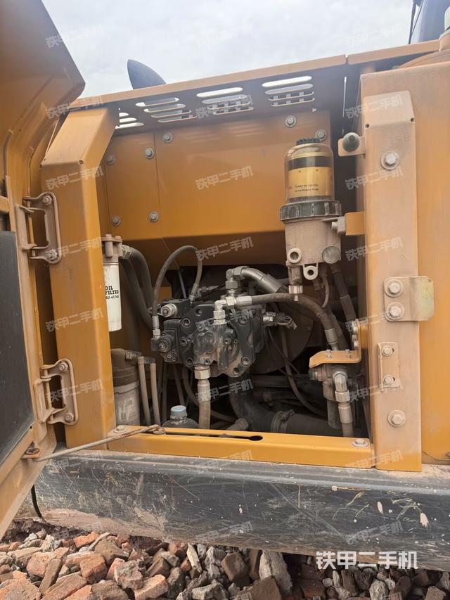 液压泵室(大件舱室) 液压泵室(大件舱室)