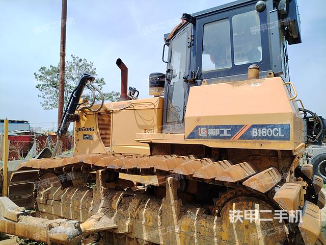 整機(jī)左側(cè)(設(shè)備外觀及核心部件) 整機(jī)左側(cè)(設(shè)備外觀及核心部件)