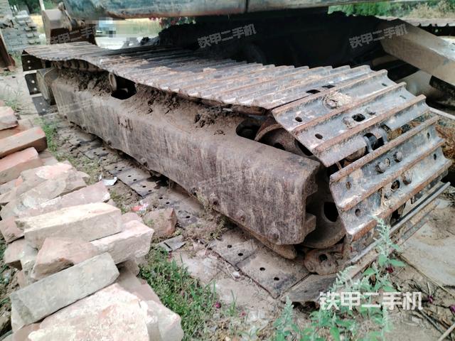 左侧履带整体 （行走机构）