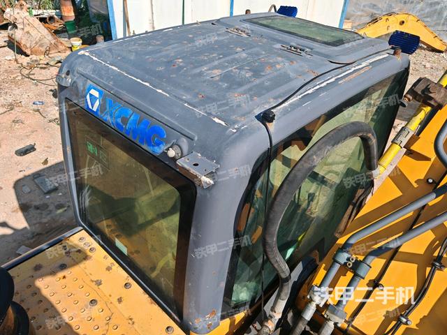 駕駛室頂部俯視(上車部件) 駕駛室頂部俯視(上車部件)