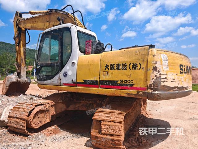 住友SH200Z3挖掘機(jī)