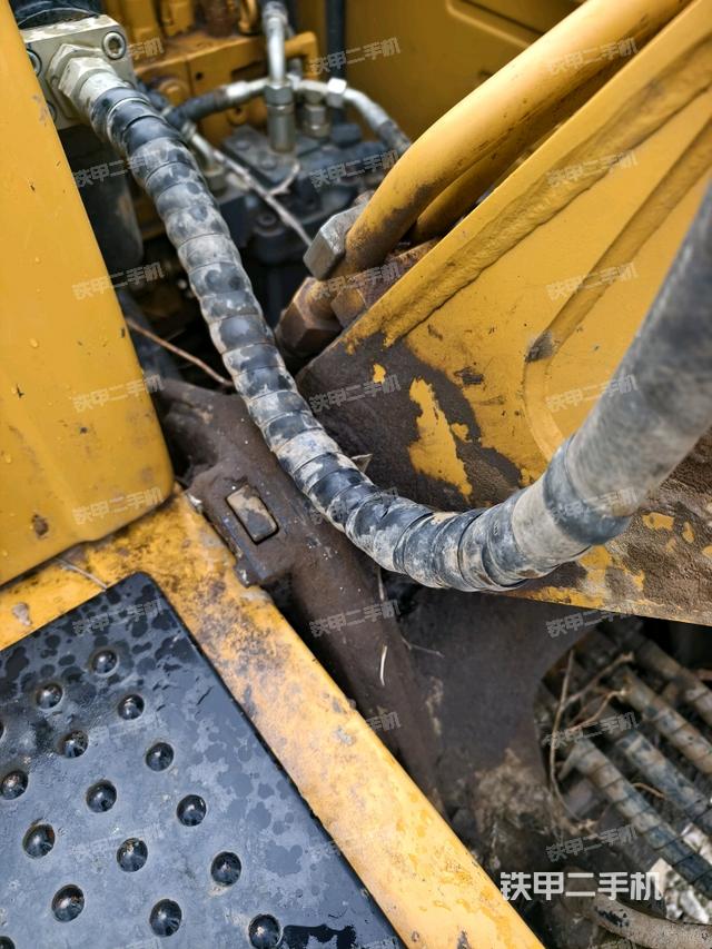 大臂根部?斜視（工作和回轉(zhuǎn)裝置）