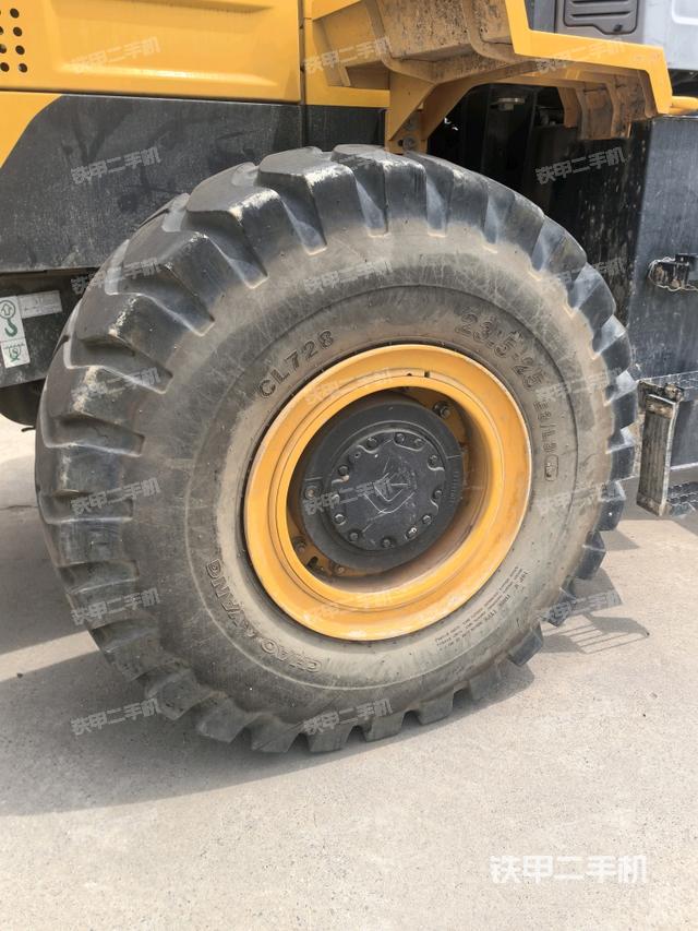 左后轮（行走机构）