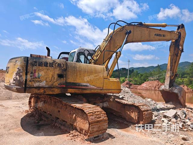 整机右后45°(整机外观) 整机右后45°(整机外观)