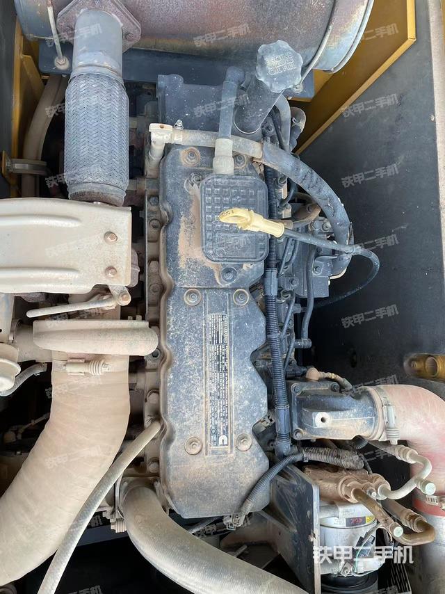 發(fā)動機(jī)整體俯視（整機(jī)外觀）