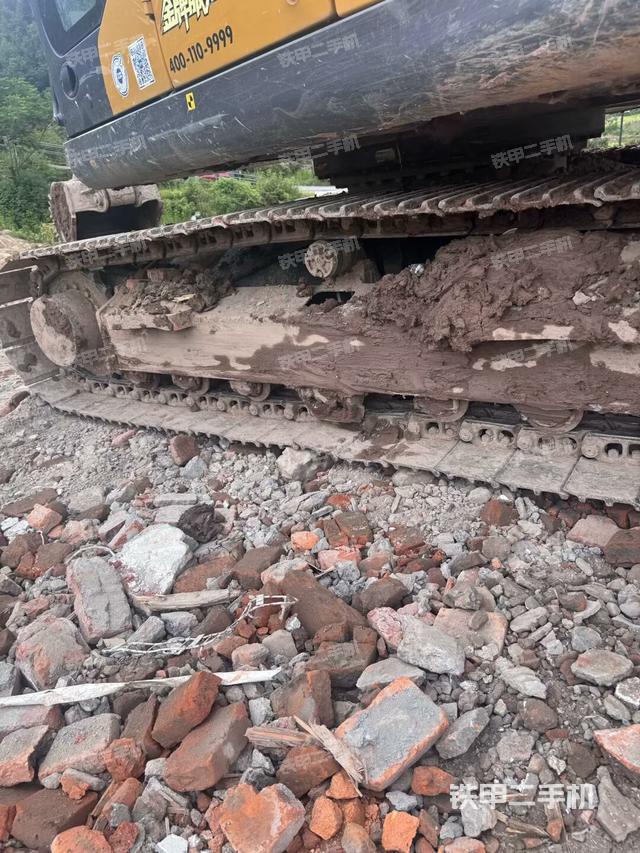 右侧行走马达盖板(行走机构) 右侧行走马达盖板(行走机构)