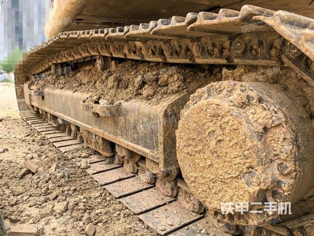 左側履帶整體?（行走機構）