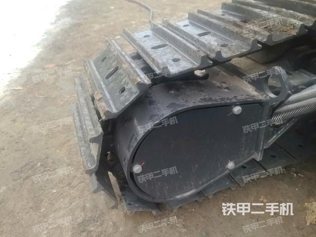 右側行走馬達蓋板(行走機構) 右側行走馬達蓋板(行走機構)