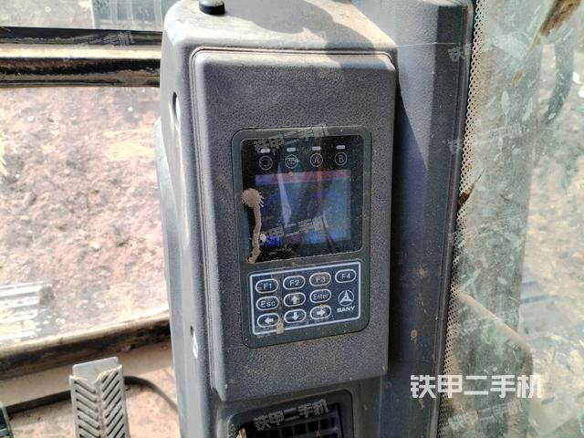 顯示屏?(駕駛室部分) 顯示屏?(駕駛室部分)