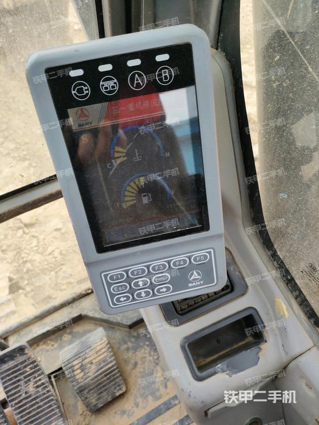 顯示屏?(駕駛室部分) 顯示屏?(駕駛室部分)