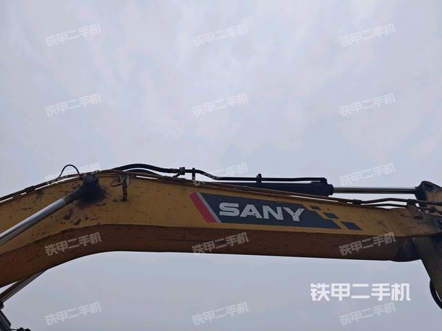 大臂整體?右側(cè)(工作和回轉(zhuǎn)裝置) 大臂整體?右側(cè)(工作和回轉(zhuǎn)裝置)