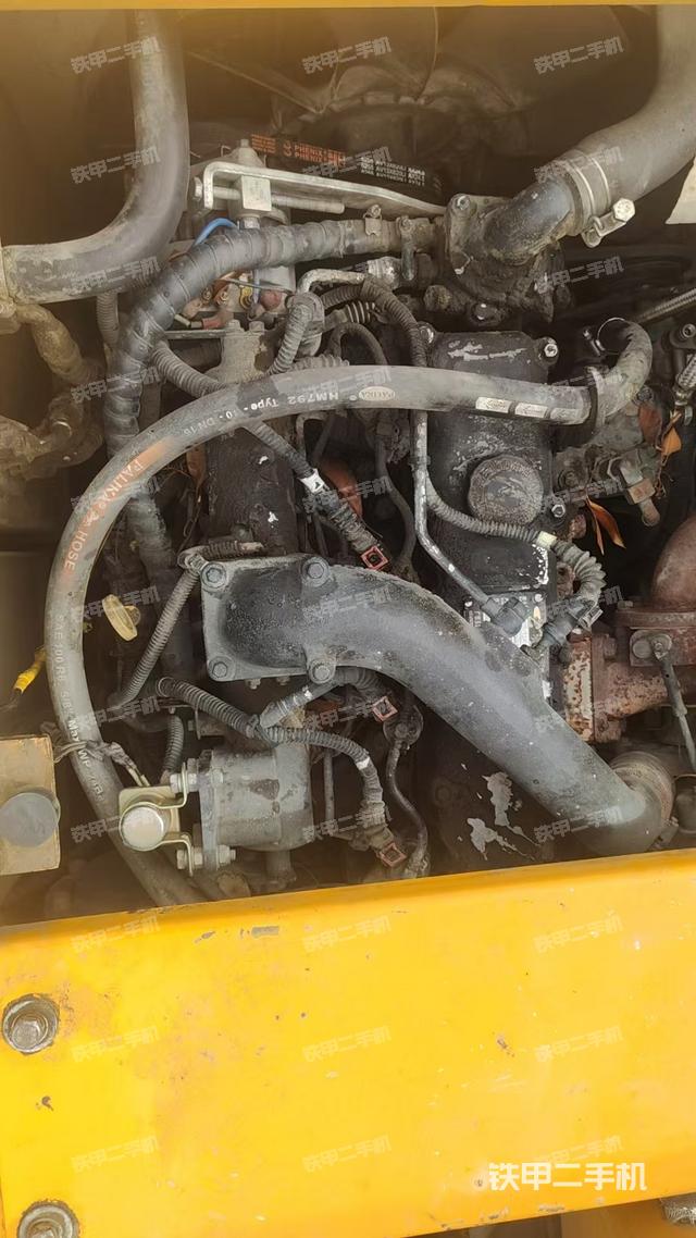 发动机整体俯视（整机外观）