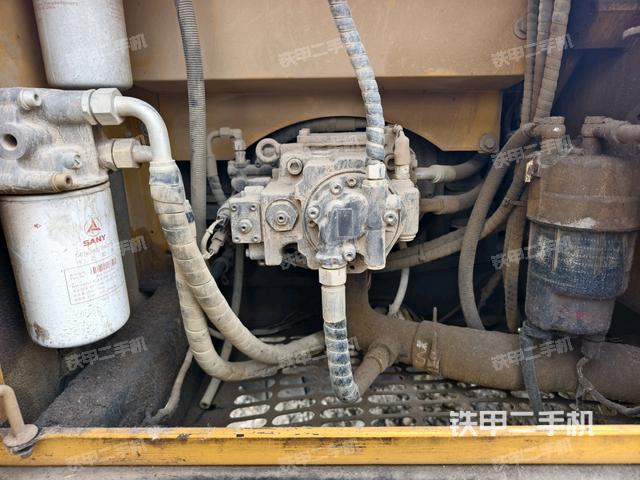 液壓泵室（大件艙室）