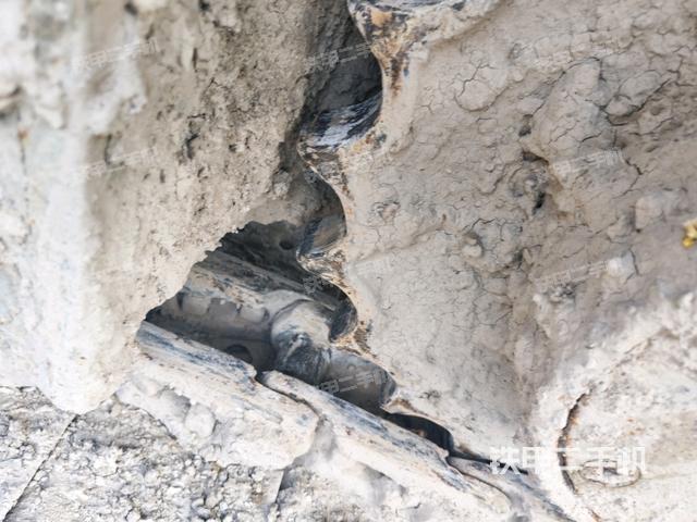 右側(cè)行走馬達(dá)蓋板(行走機(jī)構(gòu)) 右側(cè)行走馬達(dá)蓋板(行走機(jī)構(gòu))