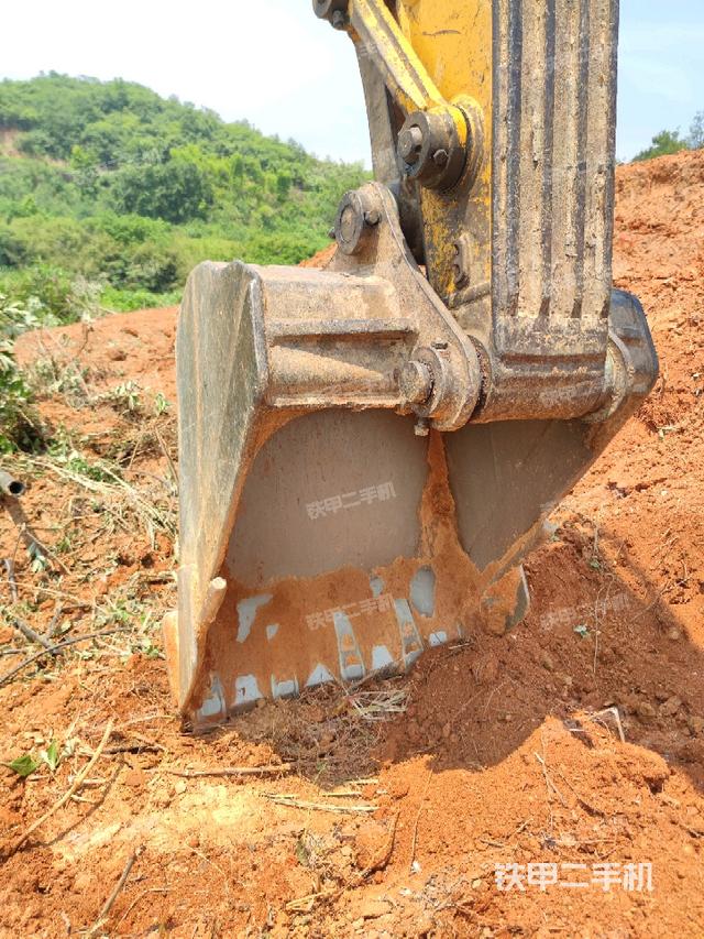 鏟斗右后整體（工作和回轉(zhuǎn)裝置）