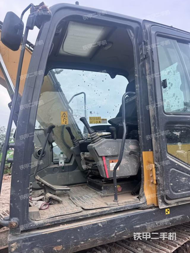 小时表(驾驶室部分) 小时表(驾驶室部分)