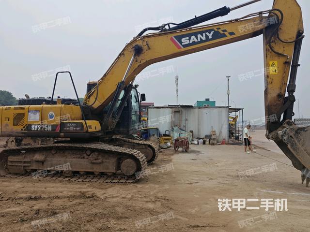 右前45(整機外觀) 右前45(整機外觀)