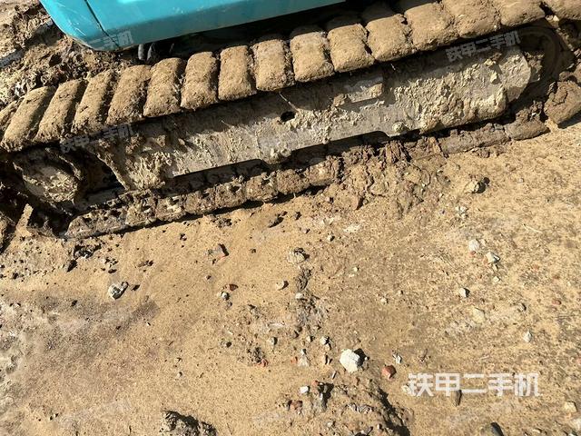 單側(cè)履帶整體（整機(jī)外觀）